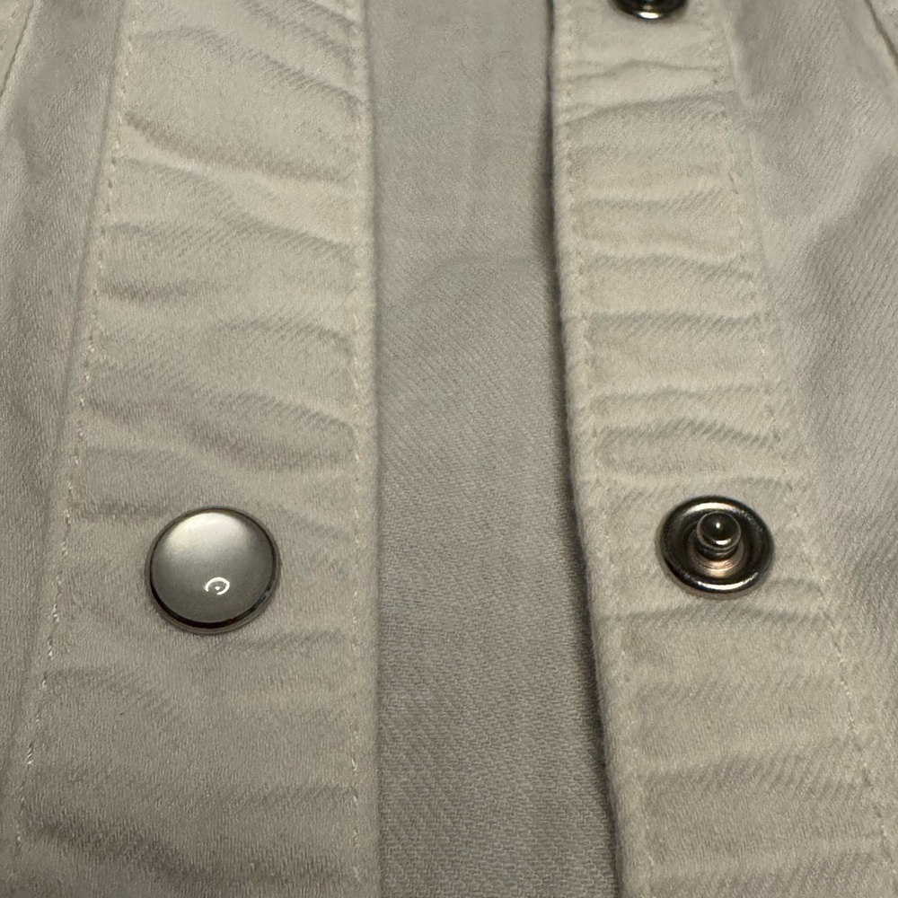 OAT New York Pearl Clasp Button Down - Picture 2 of 5
